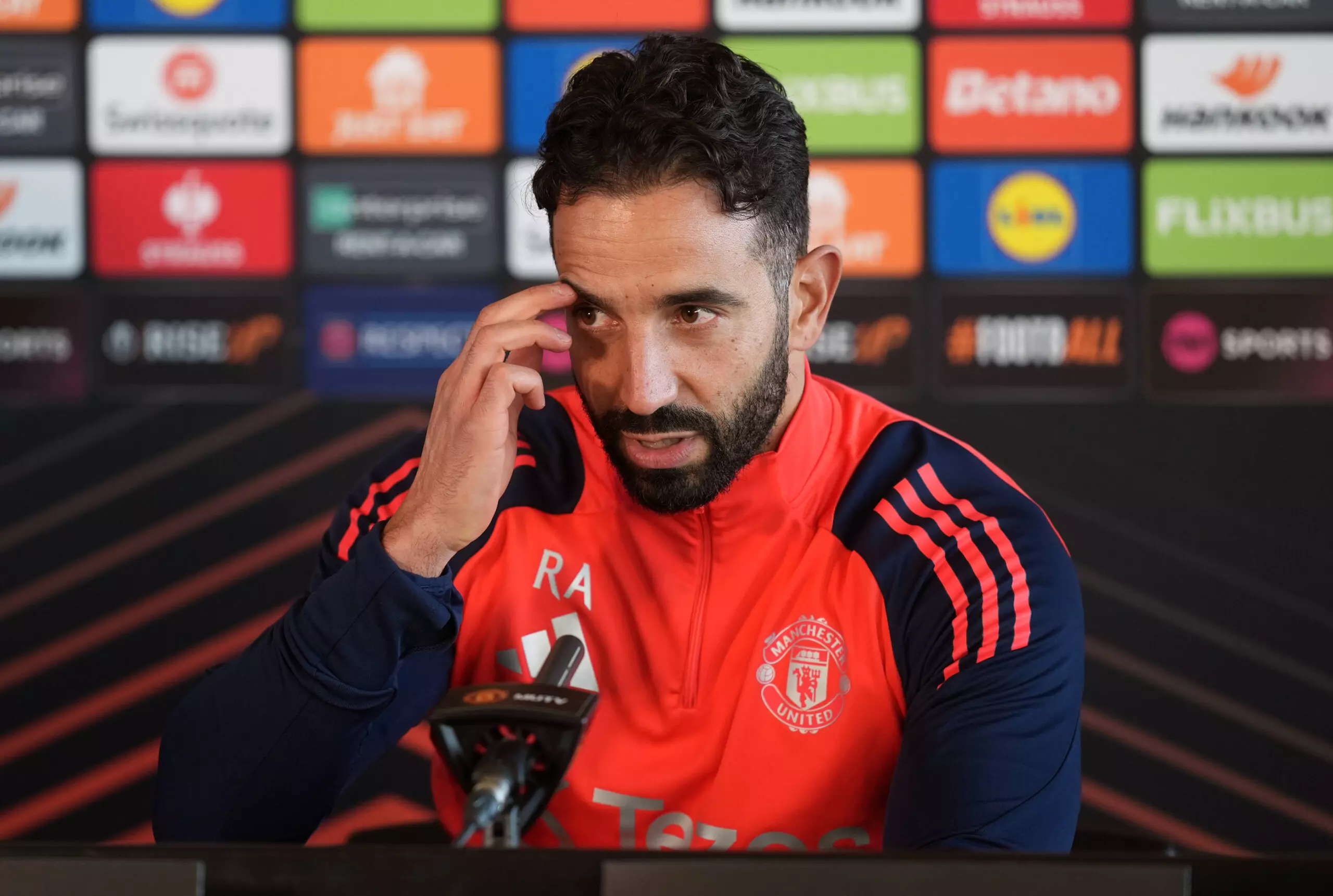 Manchester United vs Nottingham Forest preview, team news, tickets and prediction