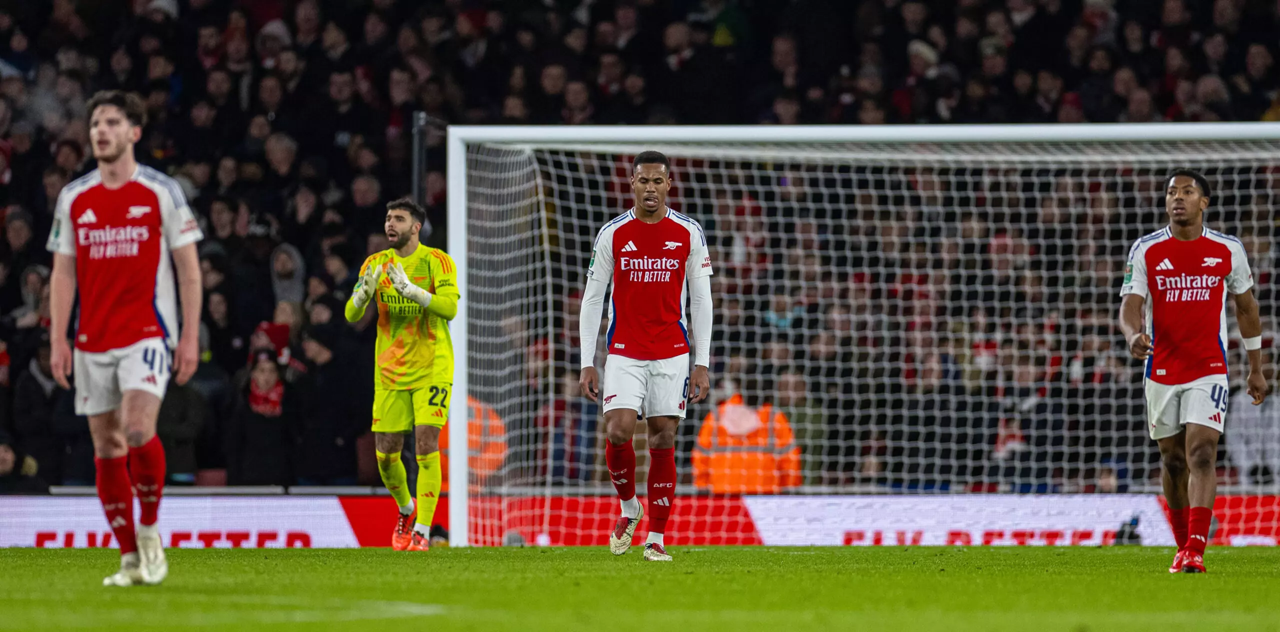 Arsenal Chances of Winning a Trophy Continually Shifts to Naught