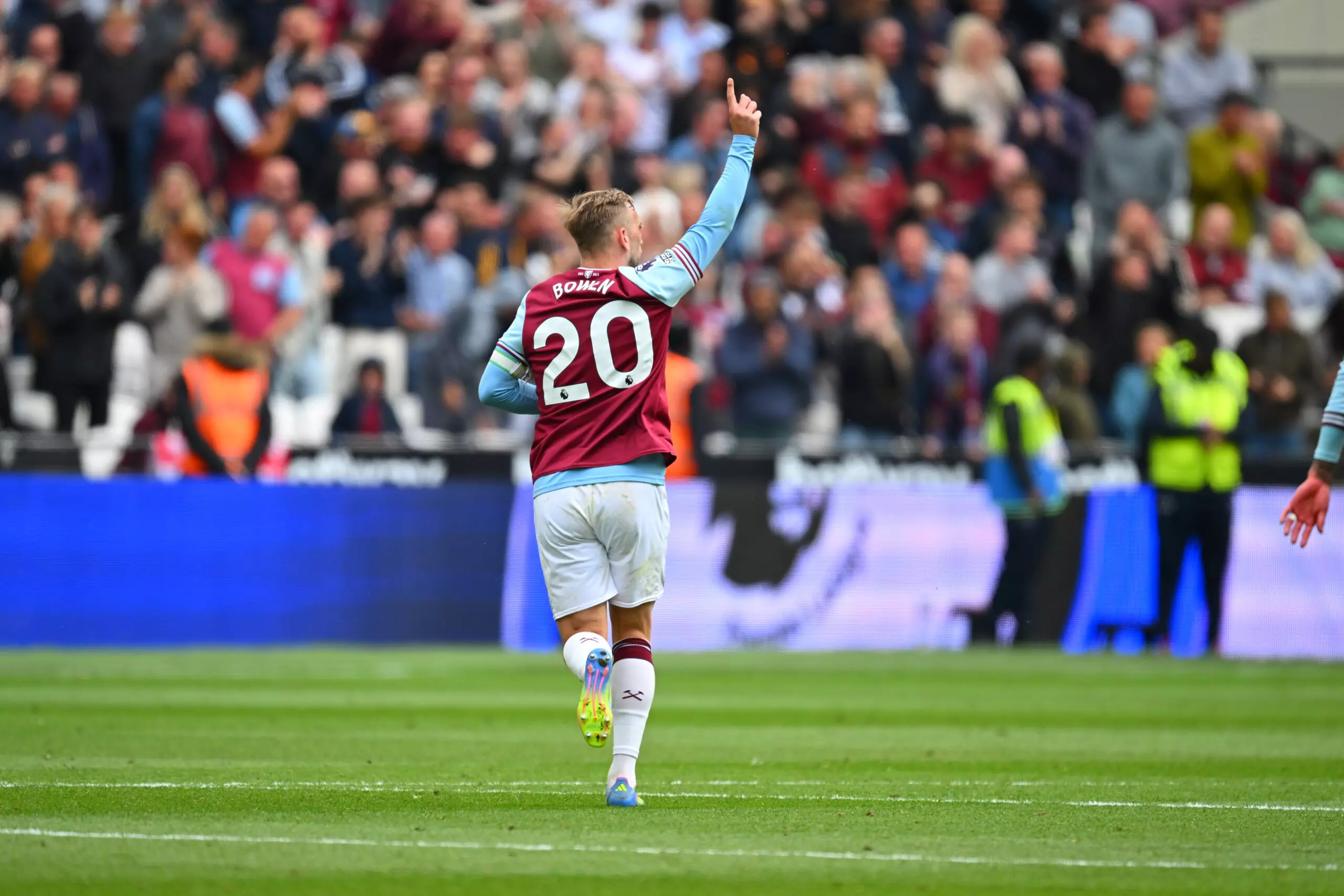 Fantasy Football Matchweek 38: Buy, Sell, Injury Report