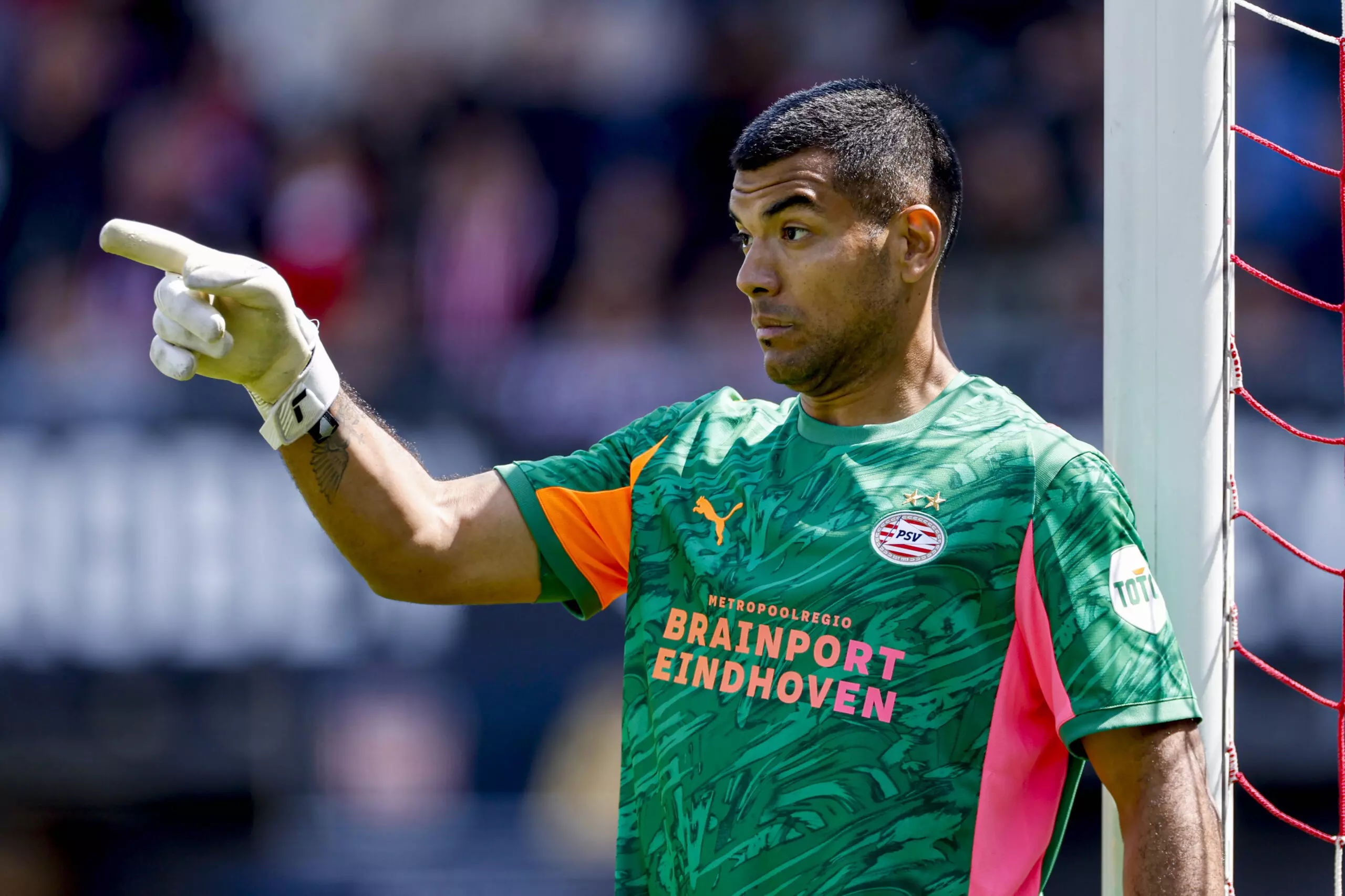 Crystal Palace Sign Goalkeeper Walter Benítez on Free Transfer