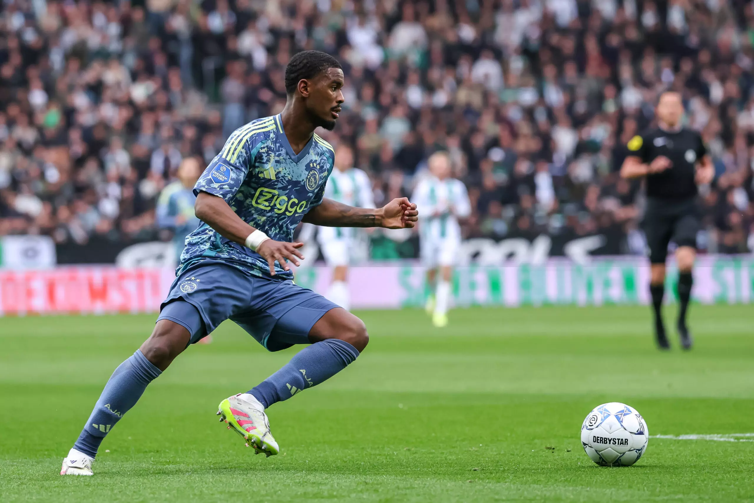 Chelsea’s Move for Jorrel Hato Is Yet Another Brilliant Signing for the Blues