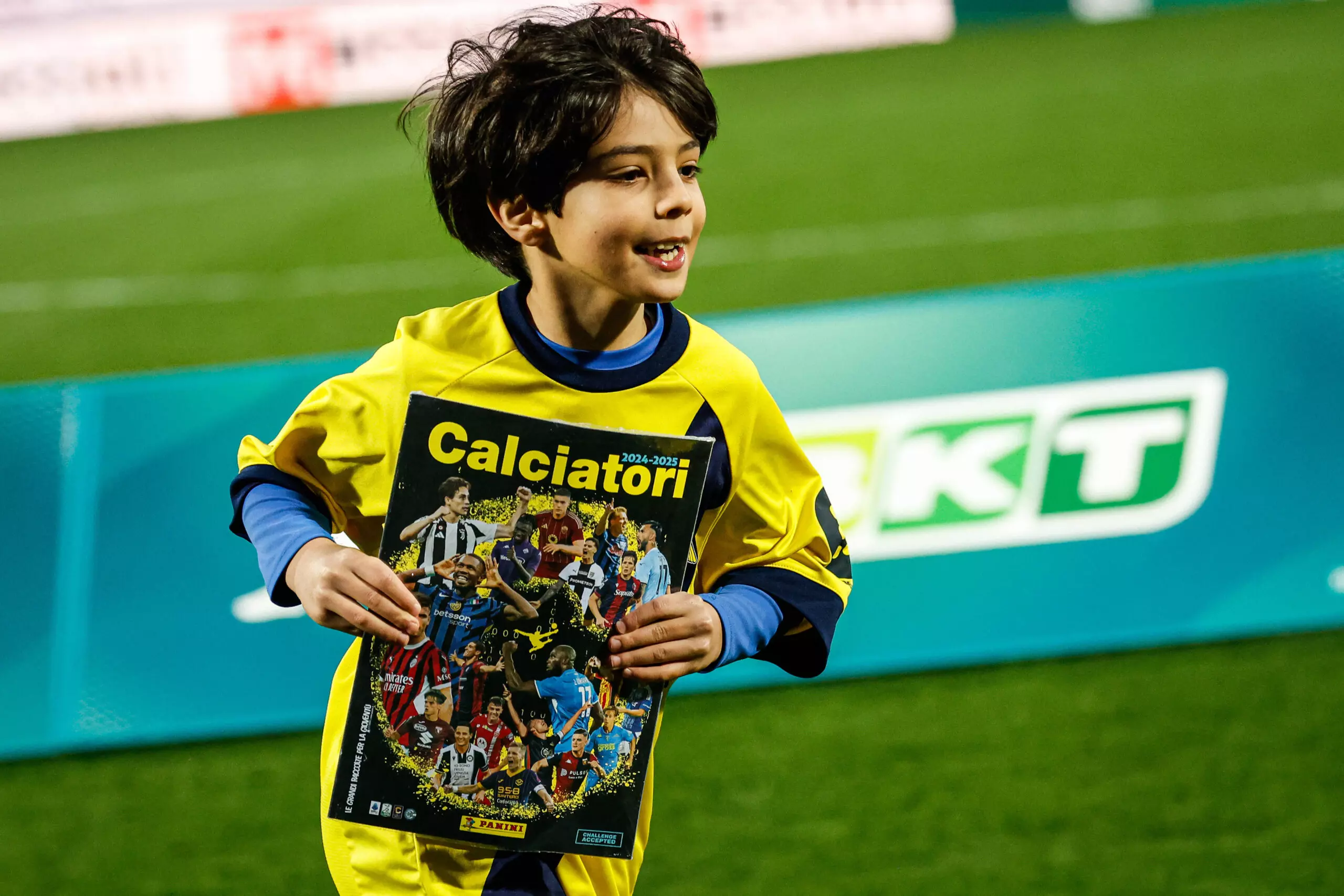 Old Archives of Football: Panini Albums, Stickers And Cards