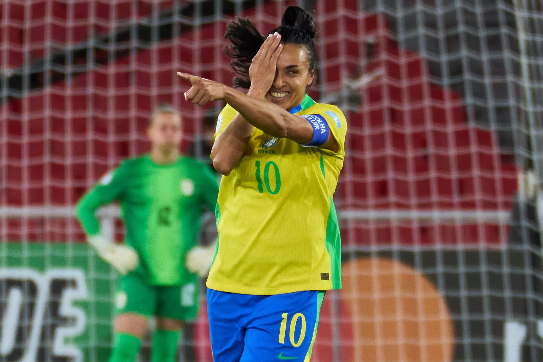 The 10 Greatest Female Footballers of All Time – Icons Who Redefined the Game