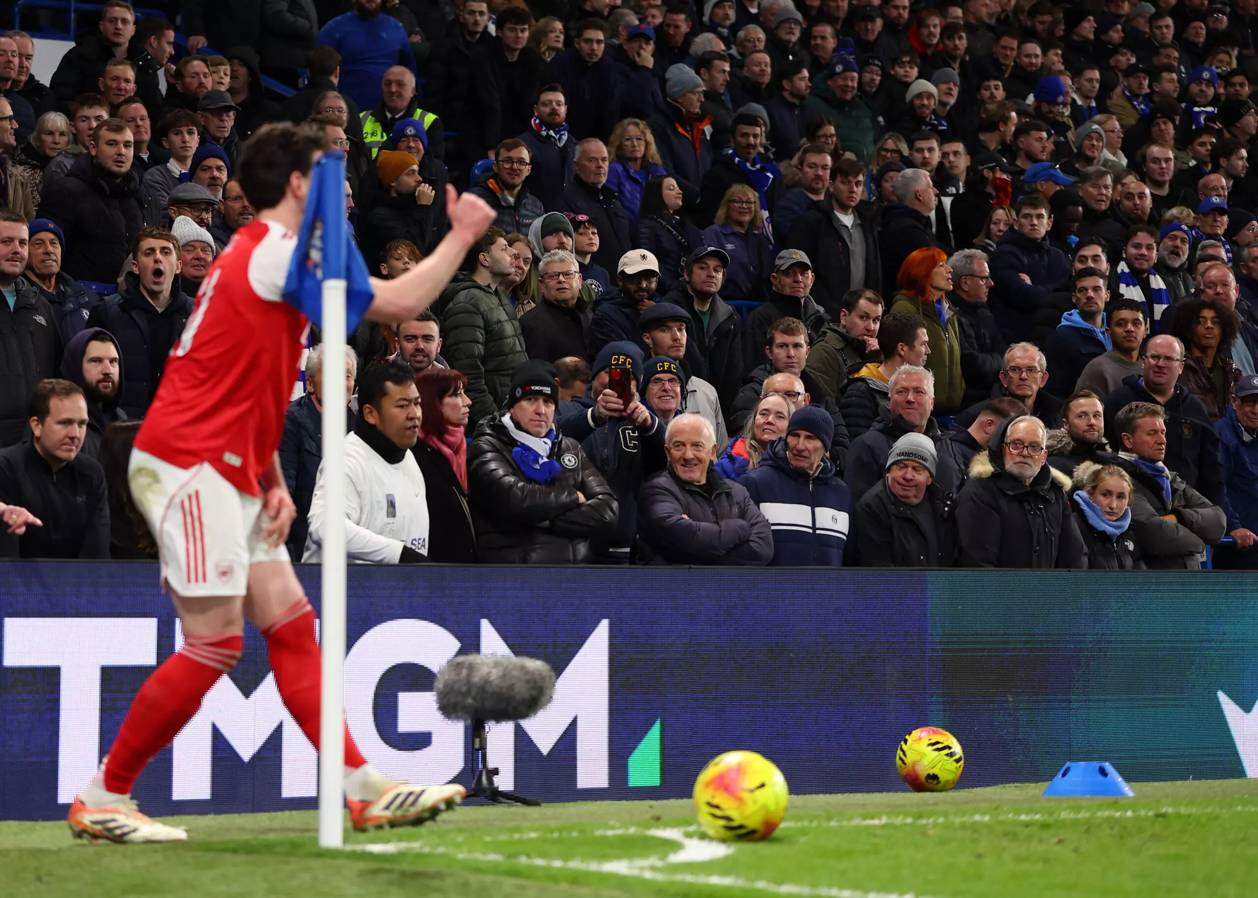 Modern Football Toxicity: How Extreme Passion Breeds a New Era of Toxic Fandom