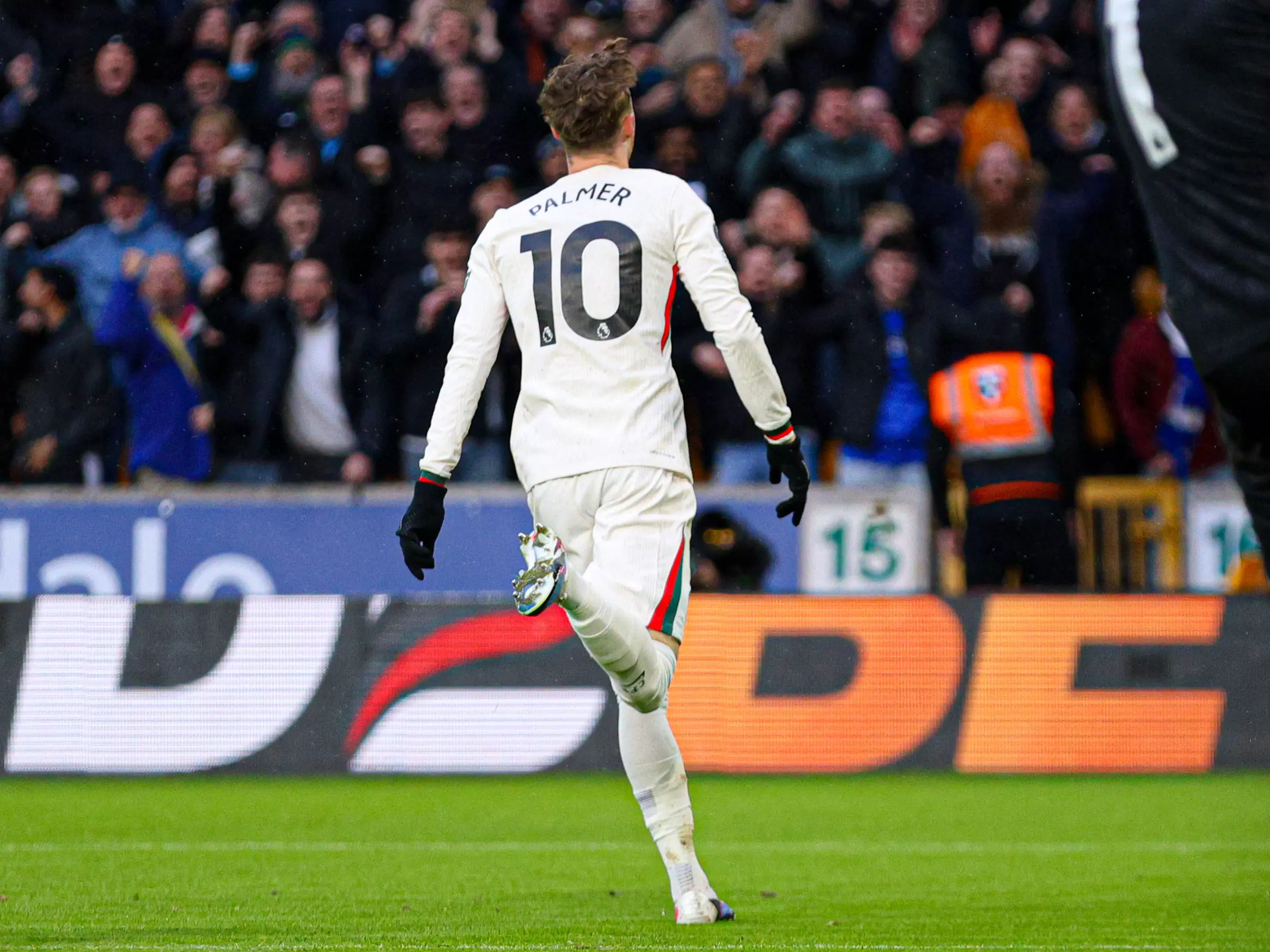 Fantasy Football Matchweek 26: Buy, Sell, Injury Report