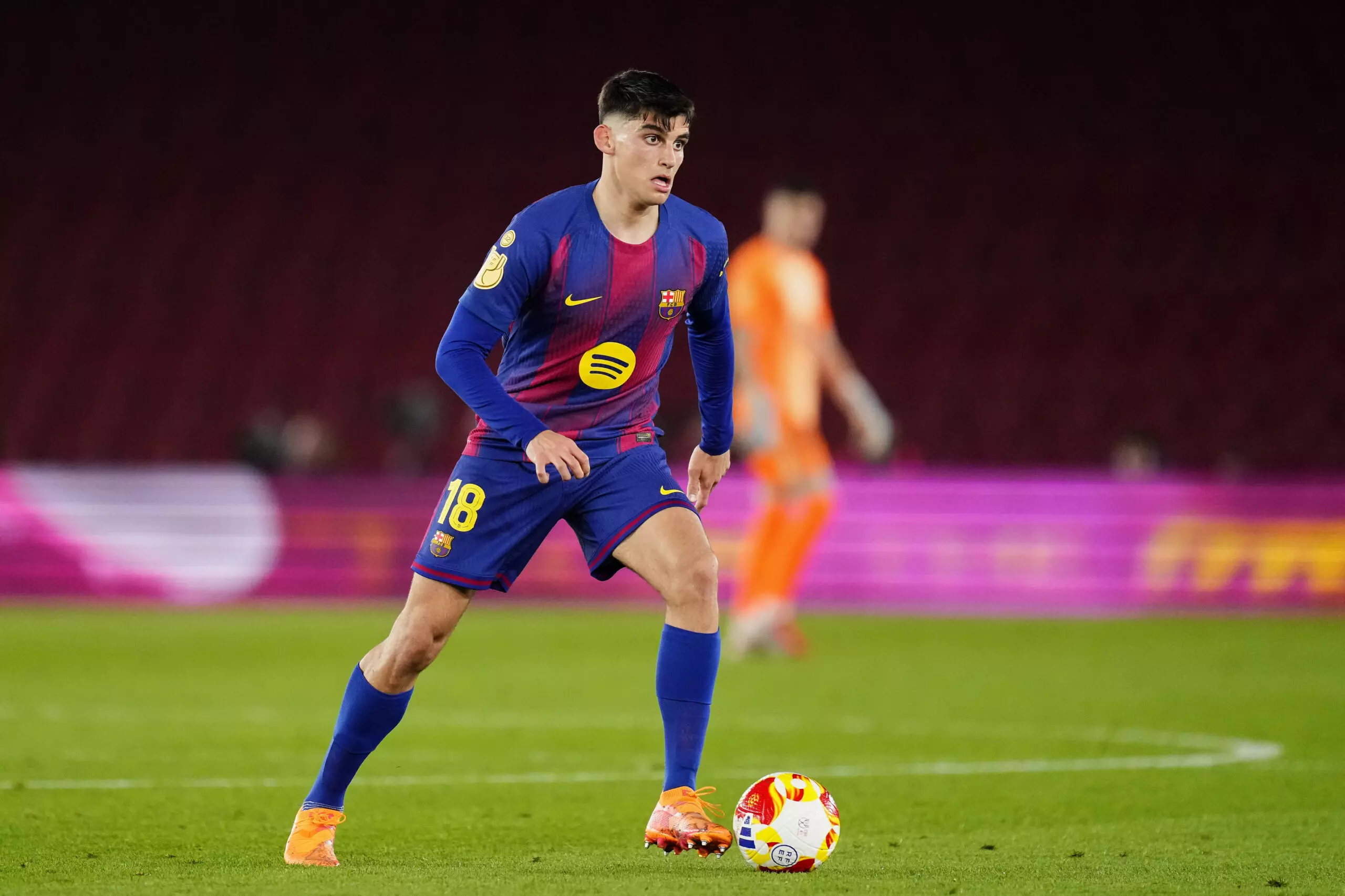 The Gerard Martin Maldini Gift: Paolo Maldini Surprises Barça Defender on February 26