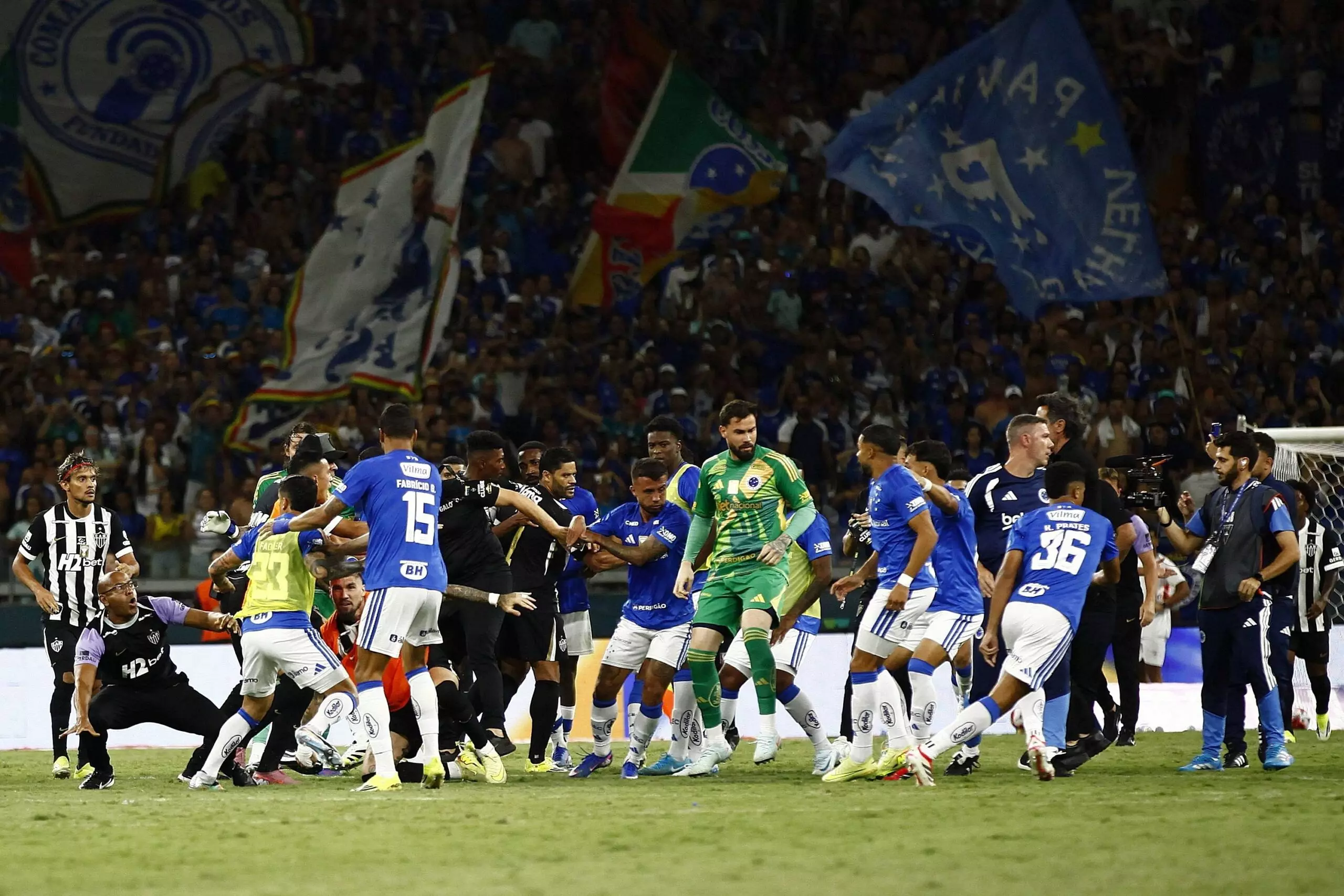 Historic Brazilian Derby Chaos: Record 23 Red Cards in Cruzeiro vs Atlético Mineiro Brawl – What Punishments Are Coming?