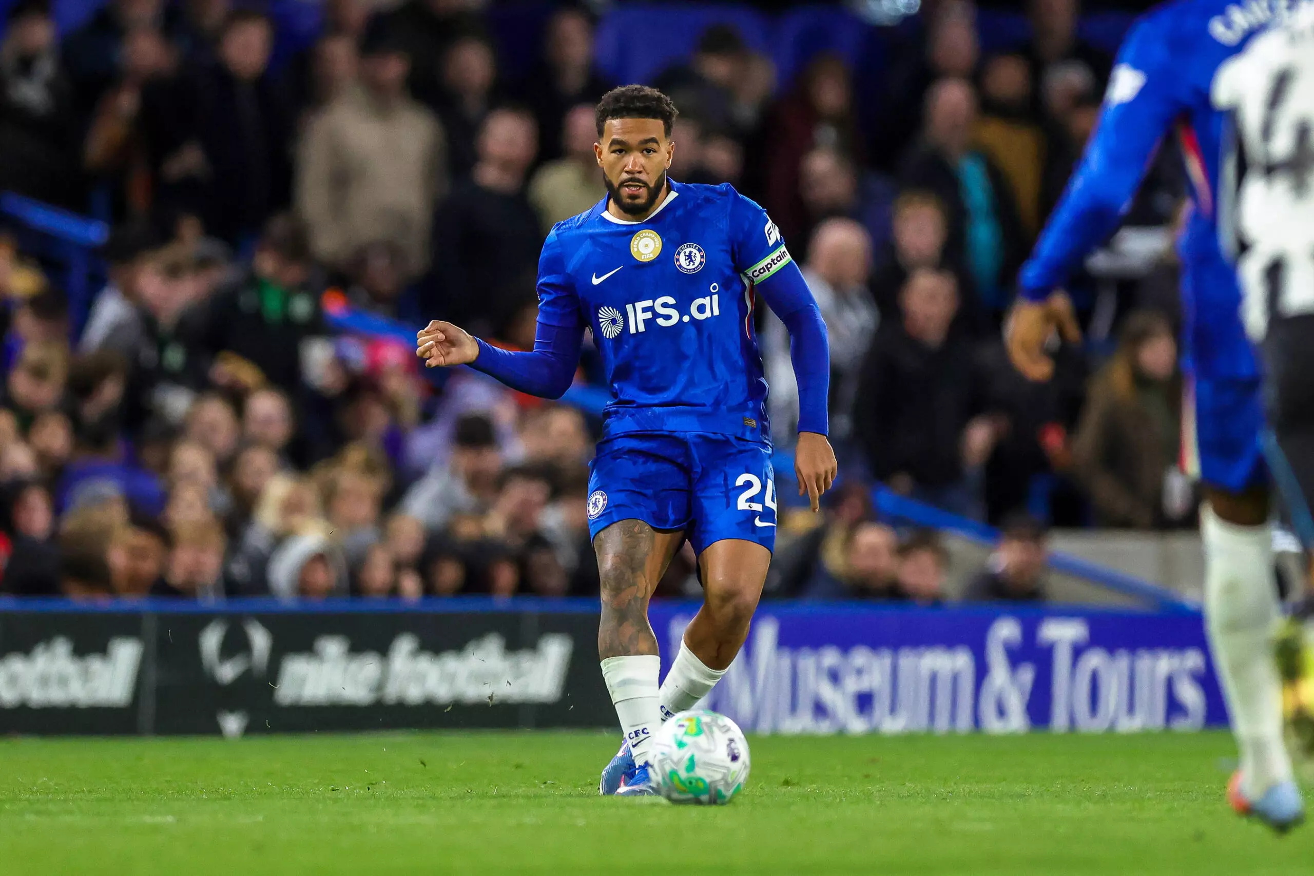 Reece James Hamstring Injury Worsens Chelsea's Defensive Woes and Threatens 2026 World Cup Hopes