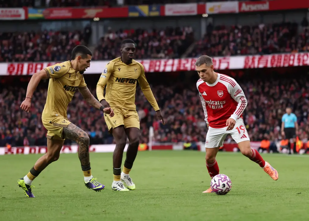 Crystal Palace vs Arsenal - Leandro Trossard and Daniel Munoz