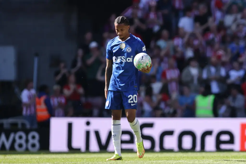 Chelsea's disastrous season ends with defeat against Sunderland