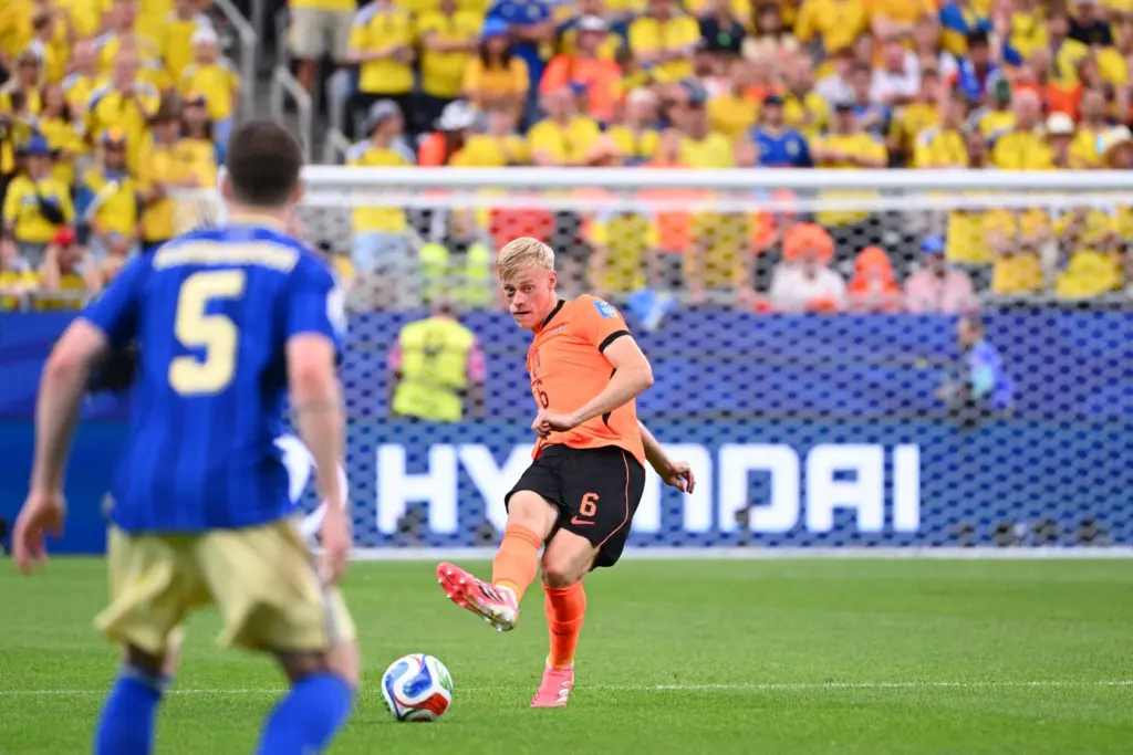 Tottenham Hotspur Transfer News: Jan Paul van Hecke