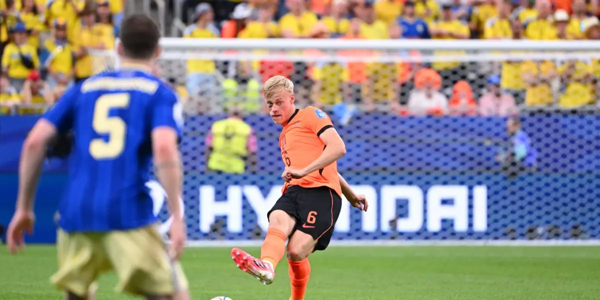 Tottenham Hotspur Transfer News: Spurs Continue To Add Defensive Solidity With The Signing Of Jan Paul van Hecke