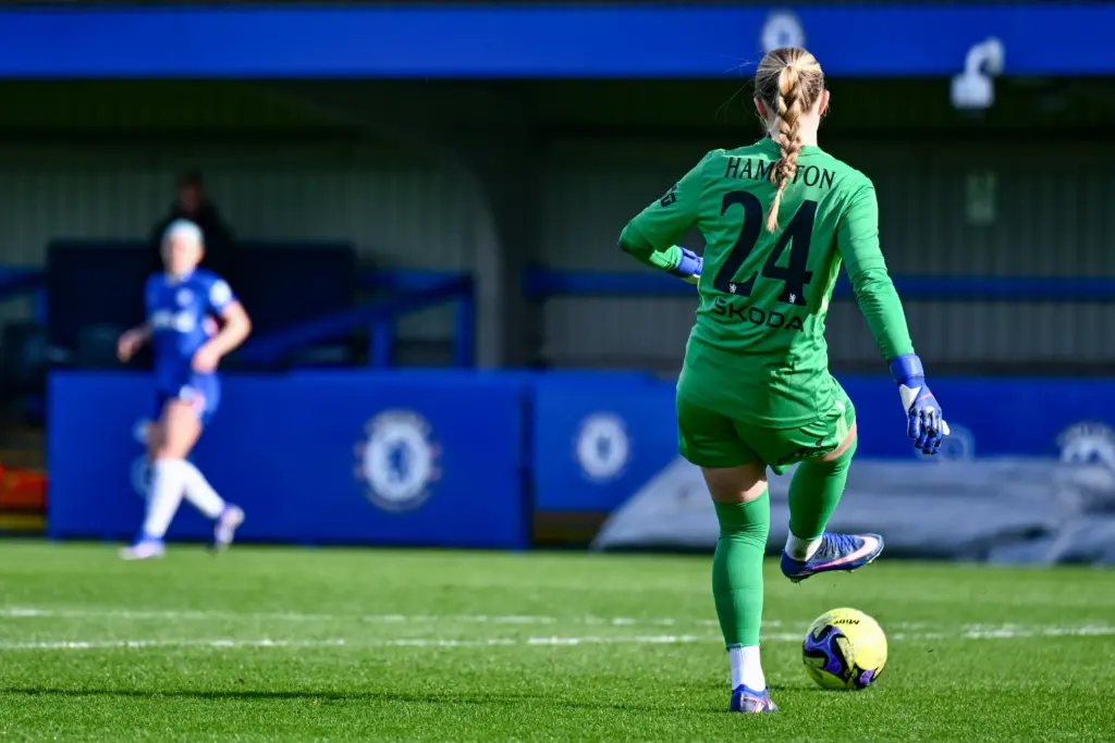 Hannah Hampton Signs New Chelsea Women Contract