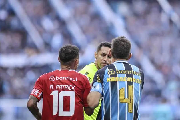 Americas Football Round-Up: Gremio and Internacional Draw in Relegation Clash